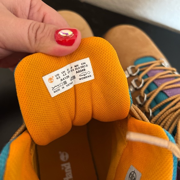 Timberland Brown and Teal Outdoor Boots - Picture 5 of 6